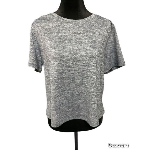 Yogalicious Yoga Tee size Medium - Picture 1 of 8